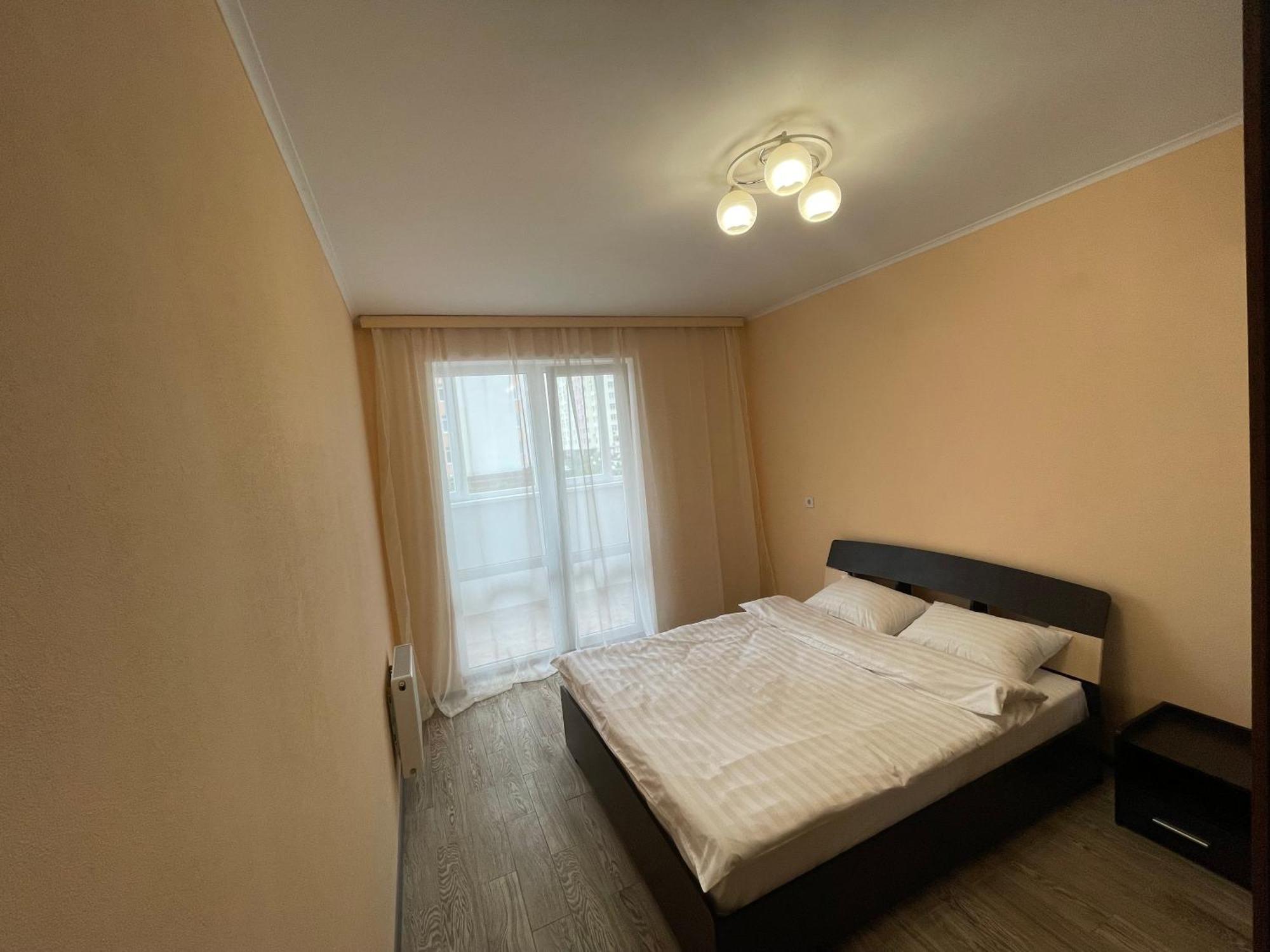 Apartment Voskresenska 18 , Парковые Озера Киев Экстерьер фото