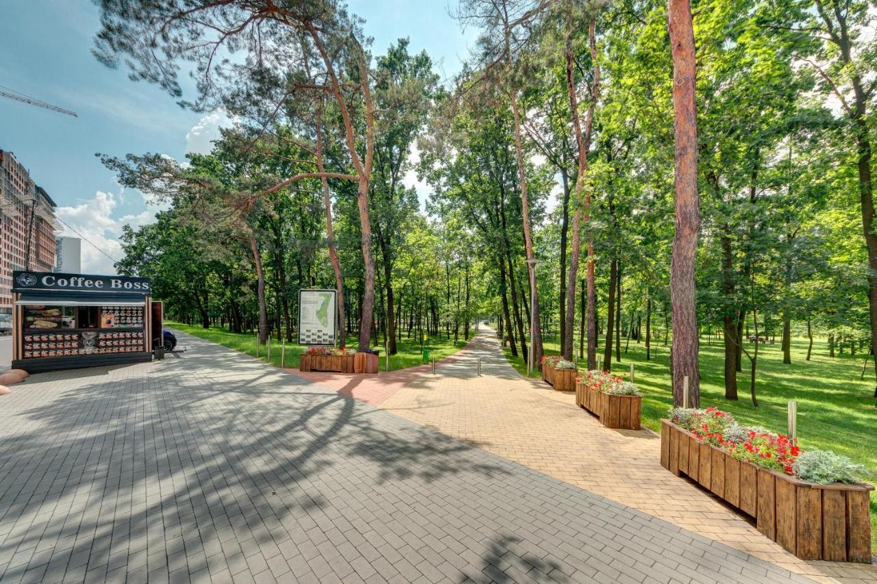 Apartment Voskresenska 18 , Парковые Озера Киев Экстерьер фото