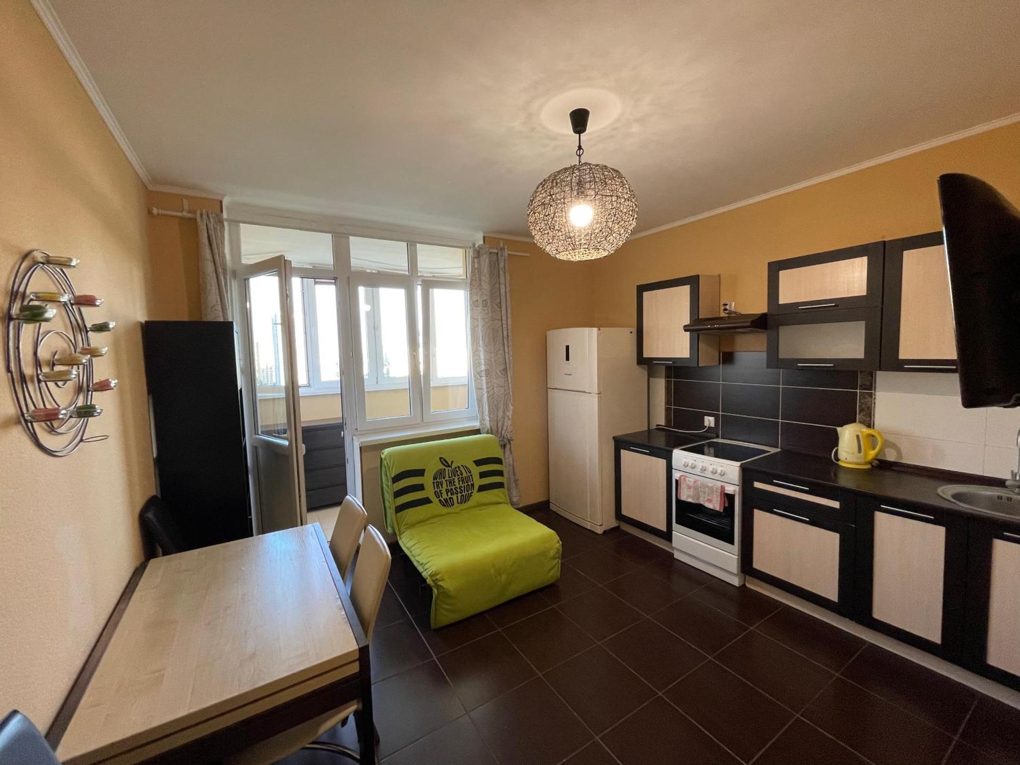 Apartment Voskresenska 18 , Парковые Озера Киев Номер фото