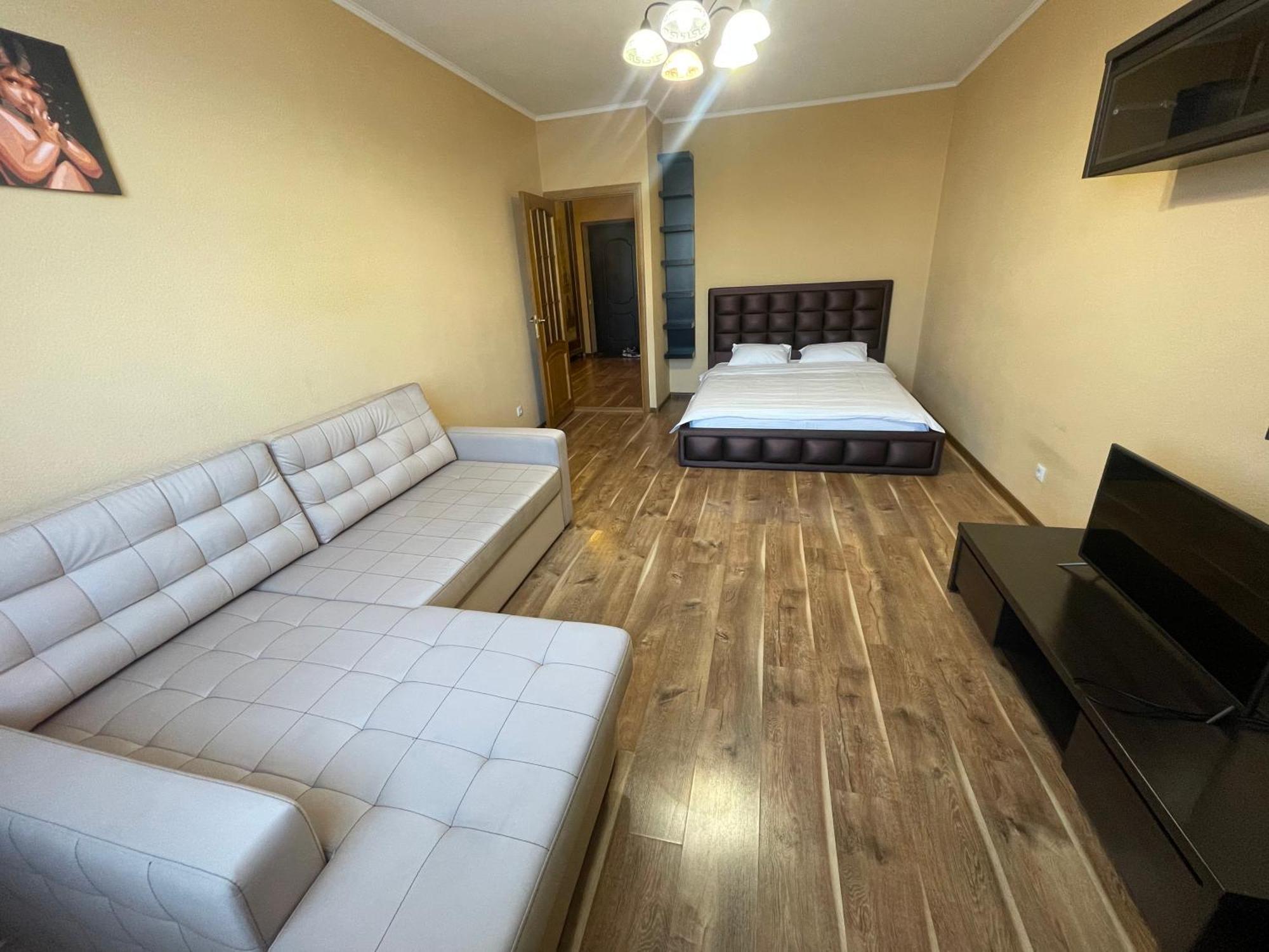 Apartment Voskresenska 18 , Парковые Озера Киев Номер фото