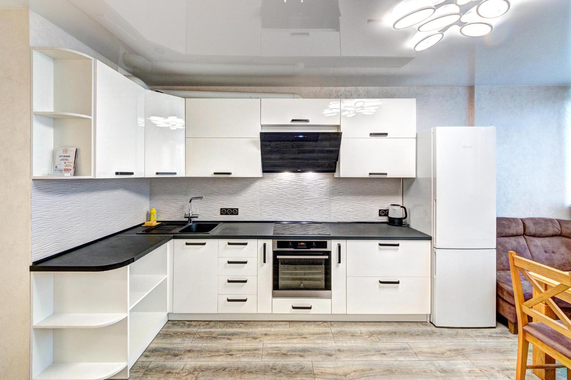Apartment Voskresenska 18 , Парковые Озера Киев Номер фото