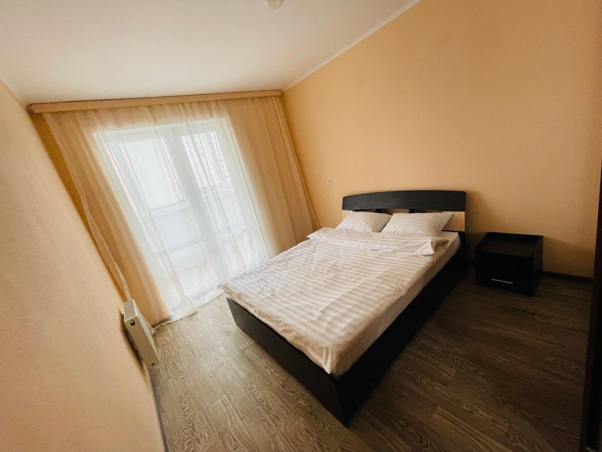 Apartment Voskresenska 18 , Парковые Озера Киев Номер фото